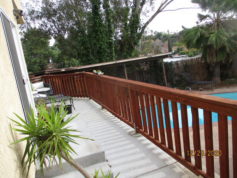 Building Photo - 4953 Campanile Dr