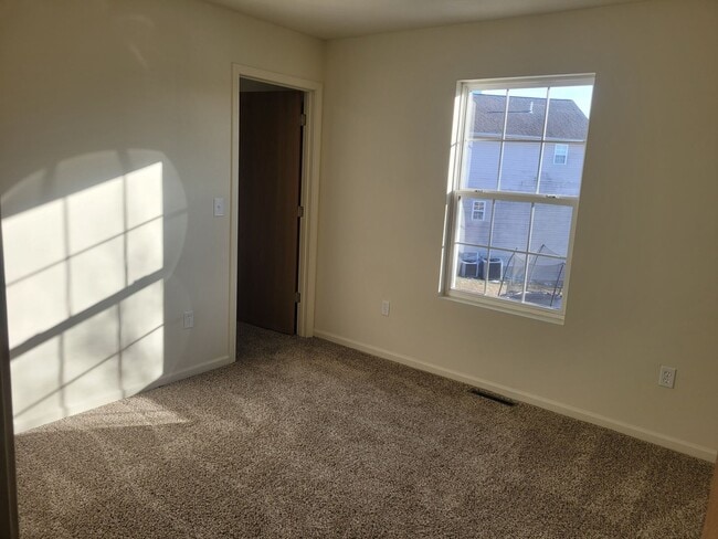 Building Photo - 16189 Holy Cross Ln