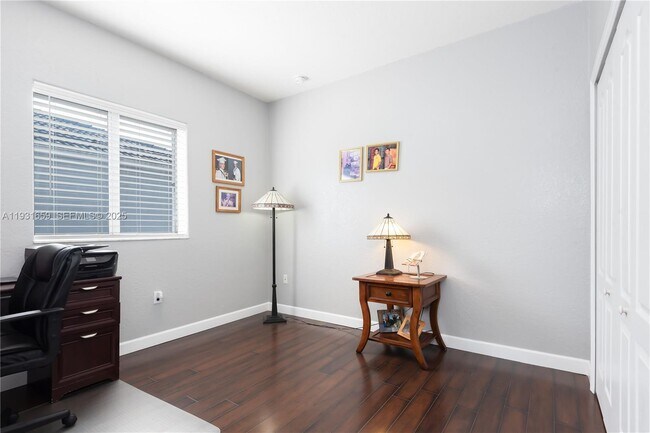 Building Photo - 18361 SW 154th Ave