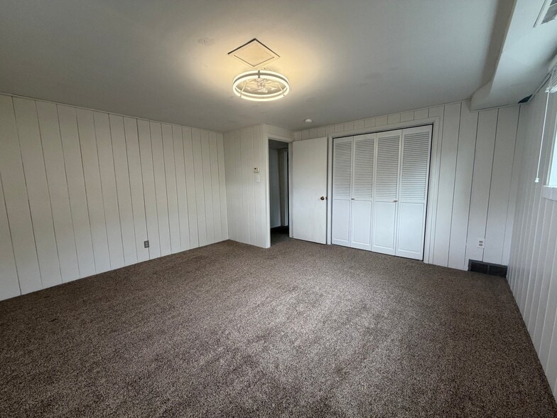 Building Photo - 3757 S 2300 E