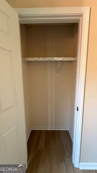 Building Photo - 100 Riverside Walk