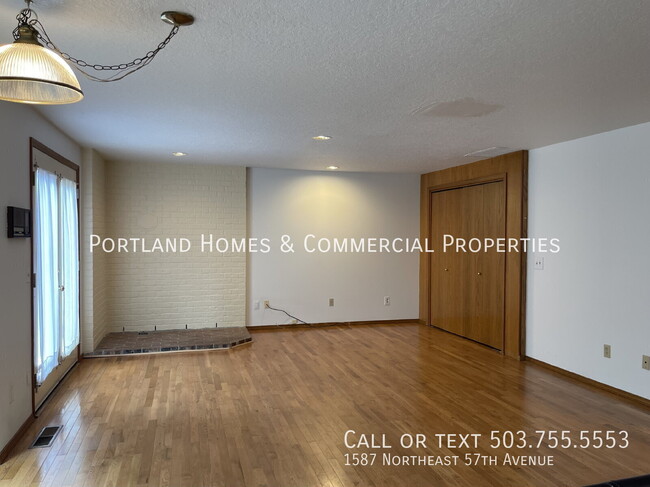 Building Photo - 1587 NE 57th Ave