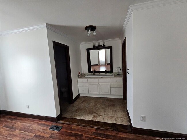 Building Photo - 7522 Marie Dr