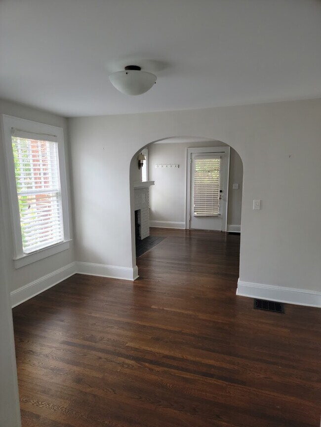Building Photo - 1433 N Highland Ave NE
