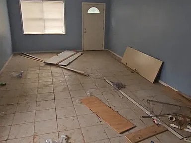 Building Photo - 539 Erie St