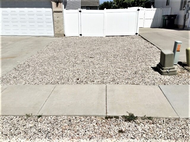 Building Photo - 2602 W 4050 S