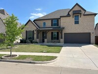 Building Photo - 2904 Middleton Dr