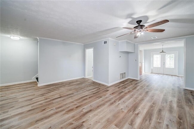 Building Photo - 280 Winding River Dr