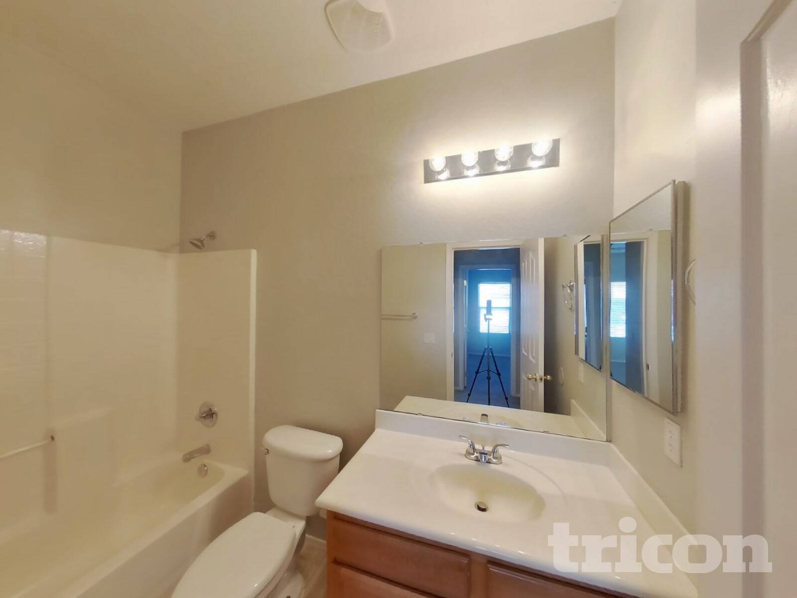 Building Photo - 10668 E Lupine Ln