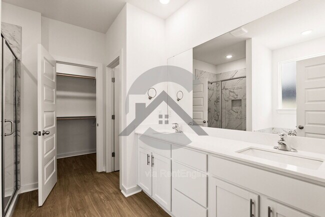 Building Photo - 623 Riley Ln
