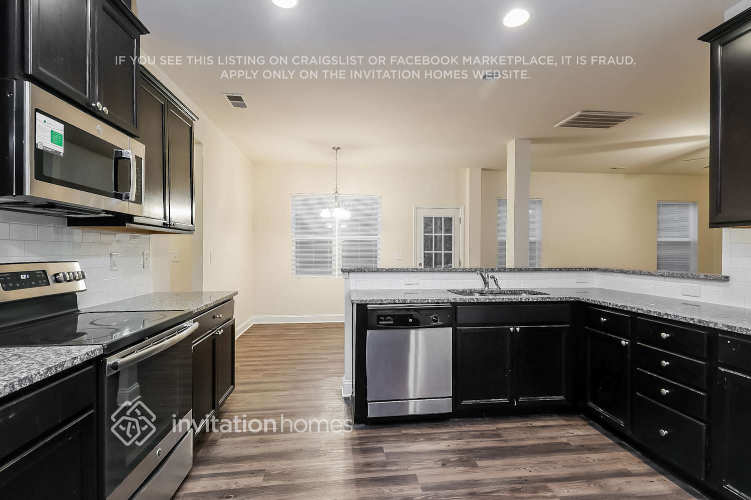 Building Photo - 158 Sassafras Rd