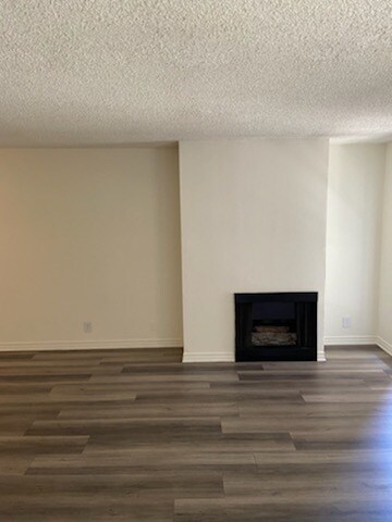 Building Photo - 1402 N Alta Vista Blvd