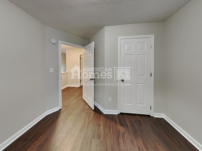 Building Photo - 7748 Parkmont Drive