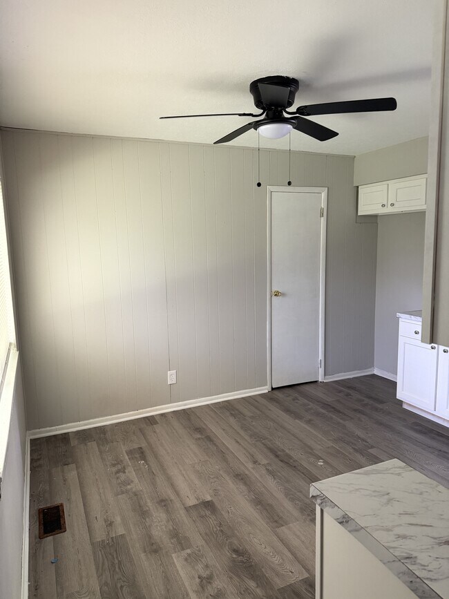 Building Photo - 5614 Riata Ct
