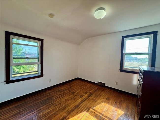 Building Photo - 78 Hempstead Ave