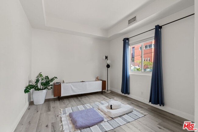 Building Photo - 6389 La Punta Dr