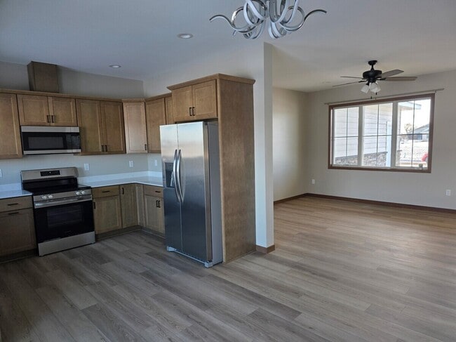 Building Photo - 2217 Overlook Ridge Ct