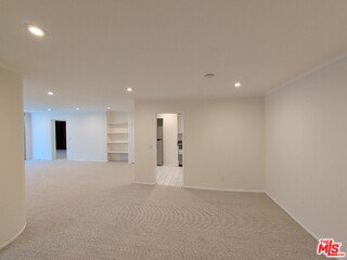 Building Photo - 415 Montana Ave