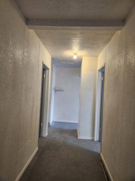 hallway - 440 S Mistletoe Ave