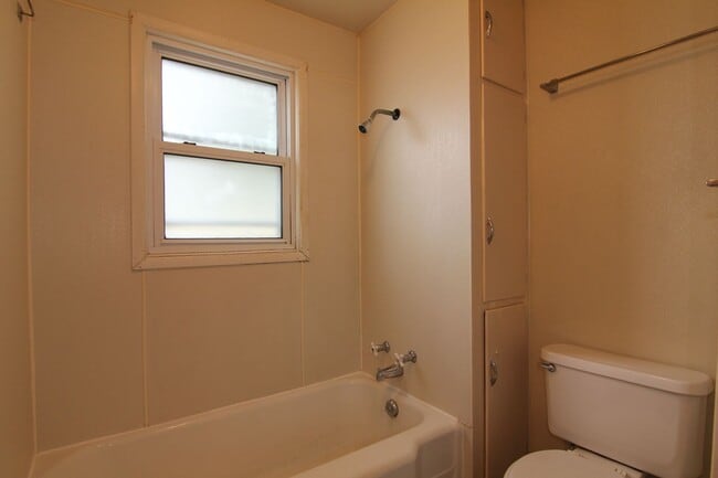 Building Photo - 3161 130th St