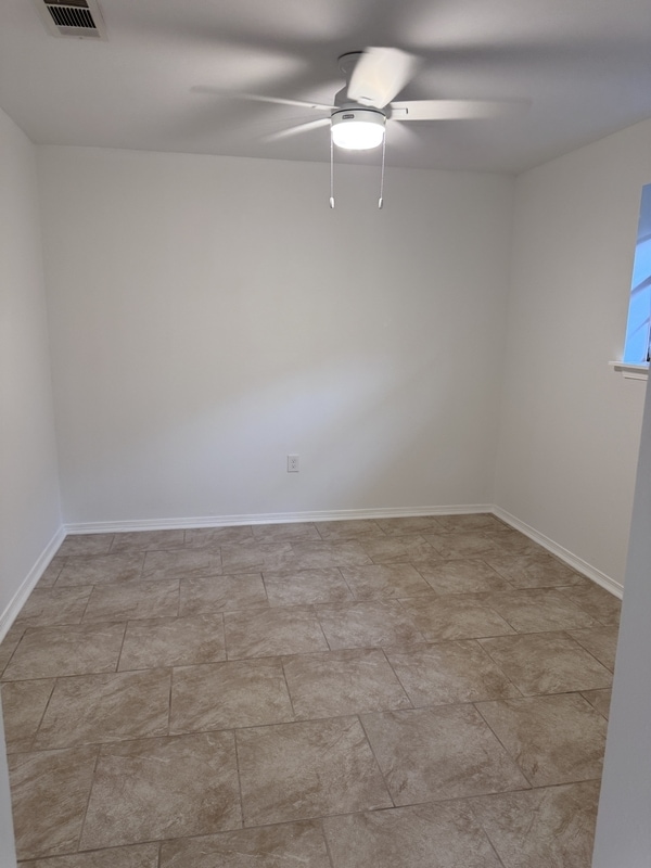 Building Photo - 2116 Stander Pl