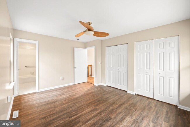 Building Photo - 1813 Glade Ct