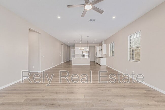 Building Photo - 20108 W Montecito Ave