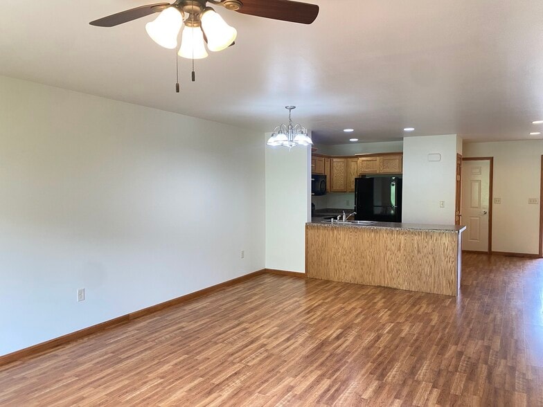 Building Photo - 478 Coronado Cir