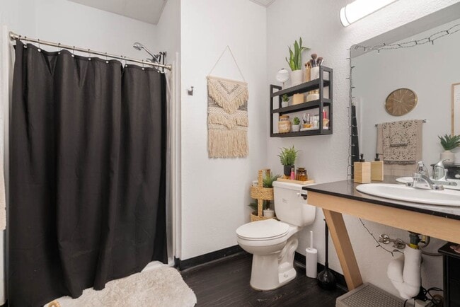 Interior Photo - Urban Flats South