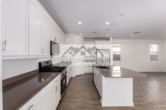 Building Photo - 36595 W Mediterranean Way