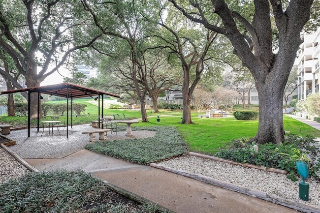 Building Photo - 3883 Turtle Creek Blvd