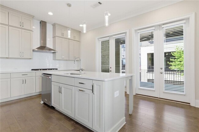 Building Photo - 6572 Aria Village Dr