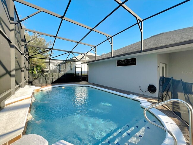 Building Photo - 10817 Masters Dr