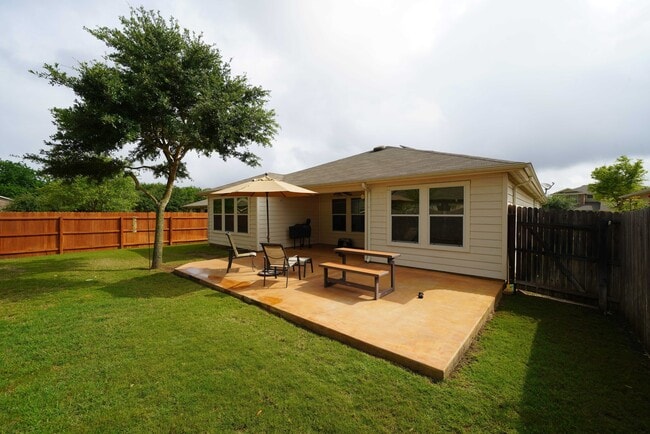 Building Photo - Immaculate Rental in Schertz! Realtor Commission: $500