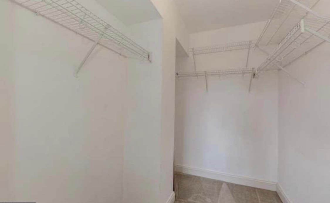 Building Photo - 1422 East Capitol St NE