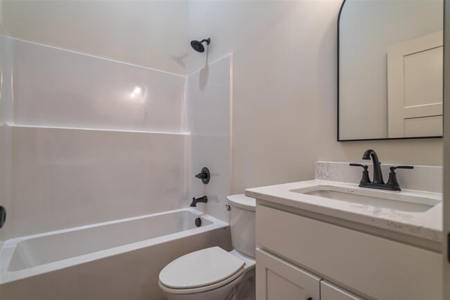 Building Photo - 108 Quarry Rd