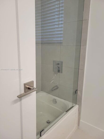 Building Photo - 1735 Calais Dr