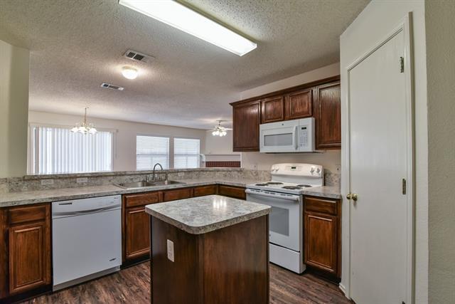 Building Photo - 307 Stell Ave