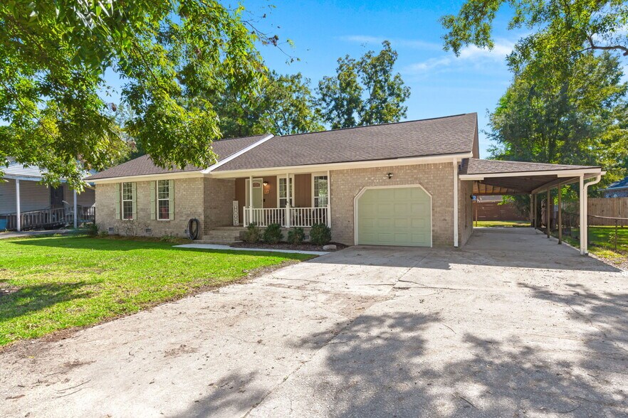 Building Photo - 12 Lighthouse Dr