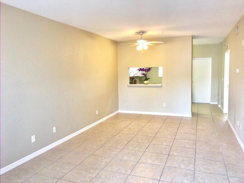 Building Photo - 8342 Bernwood Cove Loop