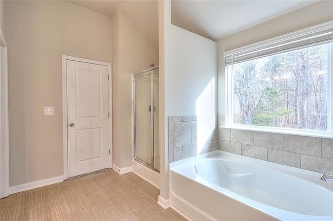 Building Photo - 4314 Woodsley Pl