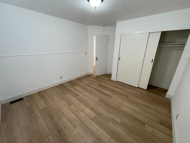 Building Photo - 1068 Cherokee St