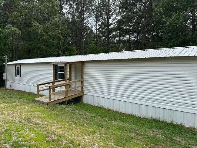 Building Photo - 140 Baywood Trail