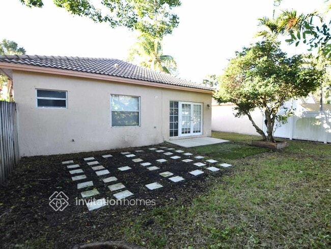 Building Photo - 17081 NW 10th St