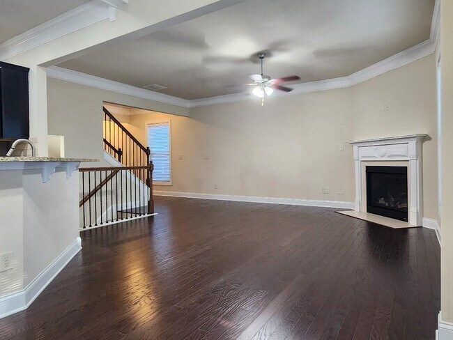 Building Photo - 229 Privet Cir