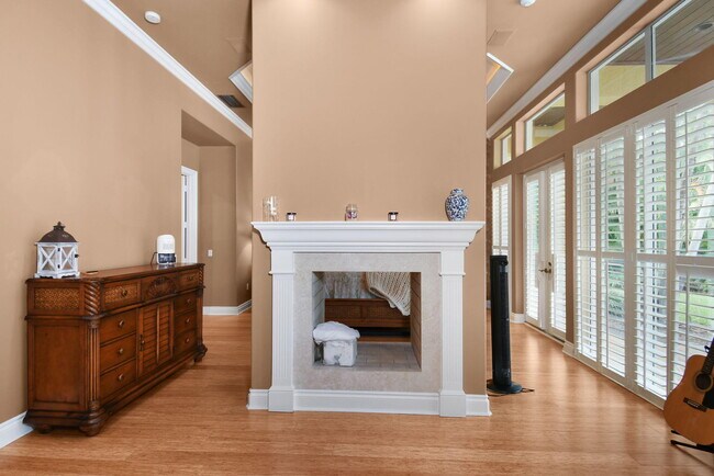 Building Photo - 7934 SE Country Estates Way