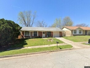Building Photo - Beautiful 3 bedroom in Tulsa!