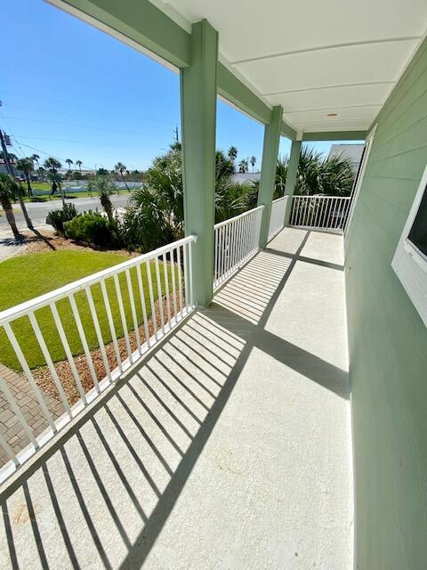 Building Photo - 906 Santa Rosa Blvd