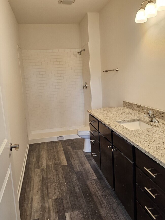 Building Photo - 31 Apollo Ct