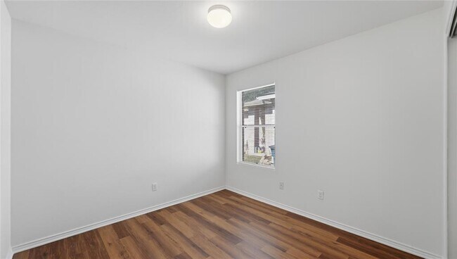 Building Photo - 11309 Autumn Ash Dr